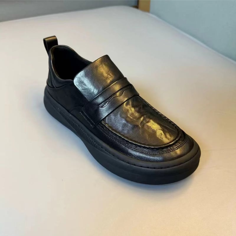 Vyriniai odiniai bateliai iš karvės odos, vidus odinis, guma padas, raišteliai, žemas kulkšnies aukštis, apvalus pirštas