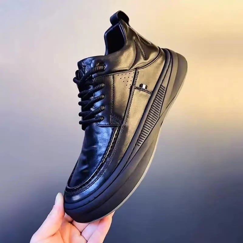 Vyriniai odiniai bateliai iš karvės odos, vidus odinis, guma padas, raišteliai, žemas kulkšnies aukštis, apvalus pirštas