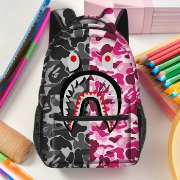 Skolas mugursoma pamatskolai - pilna drukāšana ar multfilmas attēlu, liela ietilpība, poliesters, gaisu spilventiņa siksnas, elpojoša