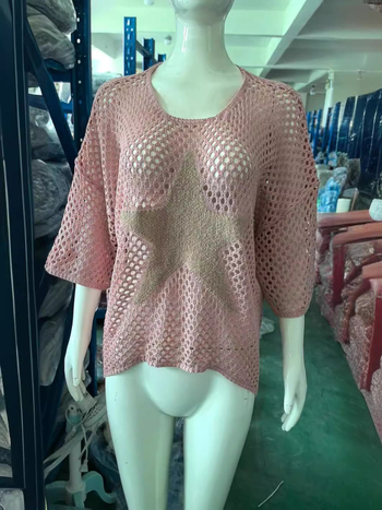 Πουλόβερ με σχέδιο πέντε αστέρων, στρογγυλό λαιμόκοψη, μανίκια 3/4, άνετη γραμμή, ακρυλική πλέξη