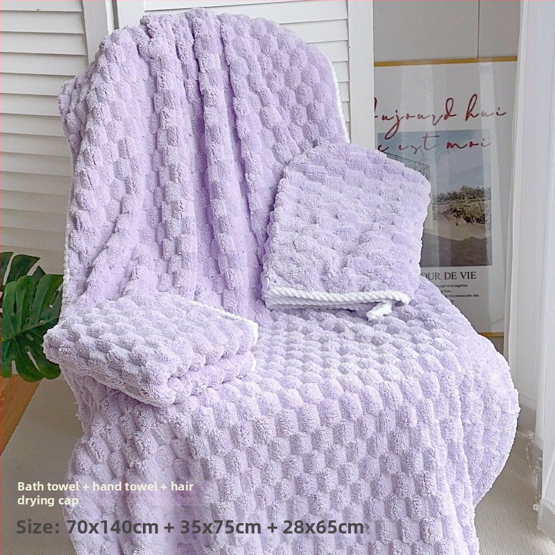Set baie din trei piese: prosop de înfășurat pentru adulți, căciulă de uscare a părului și prosop; bumbac 100%, fir 150D, marca Silent Love