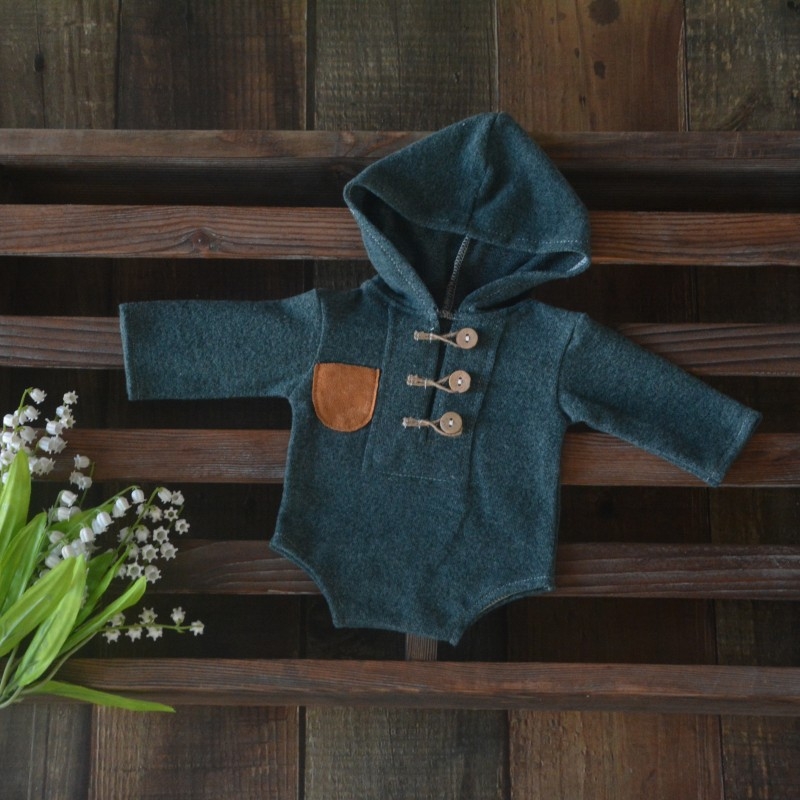 Salopetă tricotată cu glugă pentru nou-născuți, unisex, mâneci lungi, închidere pull-over, țesătură poliester-rayon, pentru sesiuni foto