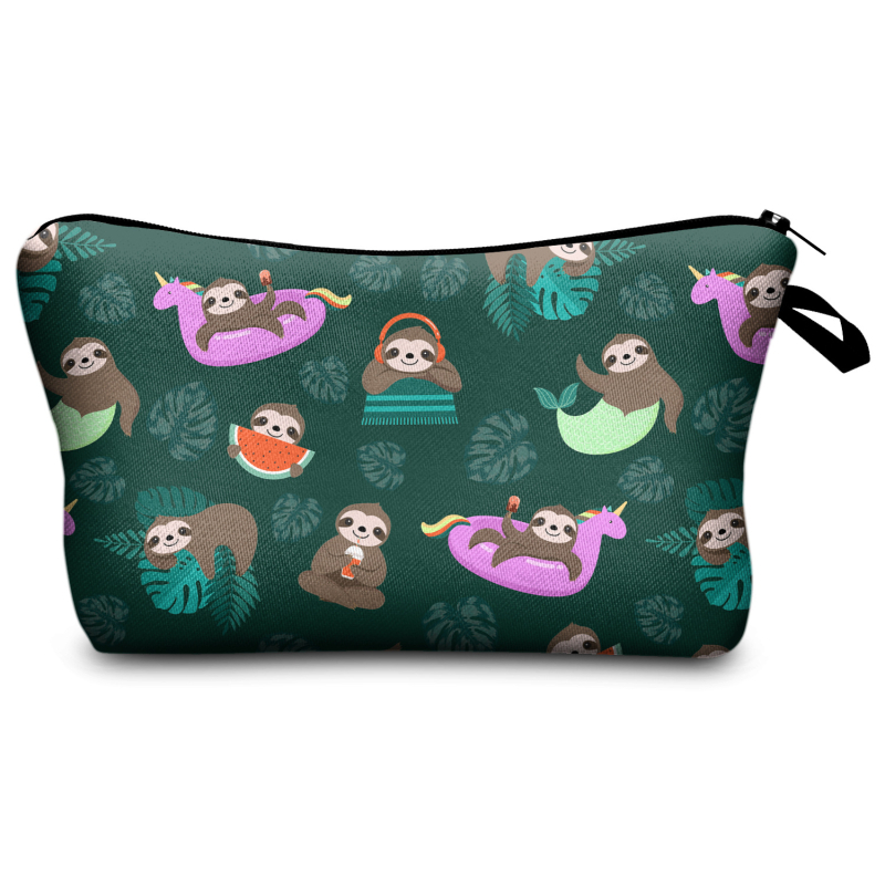 Sminktáska Oxford anyagból, mintás Sloth, egyenlőszárú trapéz alakú, kapacitás 20 liter alatt, cipzáras záródás