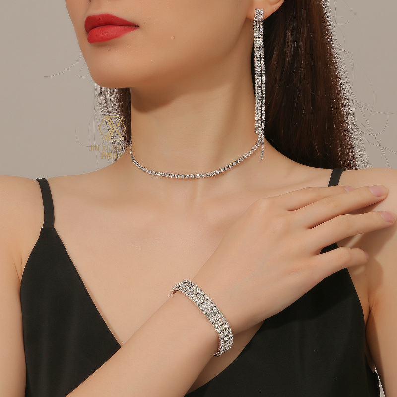 Κολιέ με κρυστάλλους, μενταγιόν από τιτάνιο ατσάλι, πολύστρωτος γεωμετρικός σχεδιασμός για γυναίκες