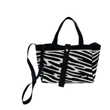 Чанта за рамо от полиестер, уличен стил, хоризонтално квадратен силует, магнитно закопчаване, една презрамка, външен джоб