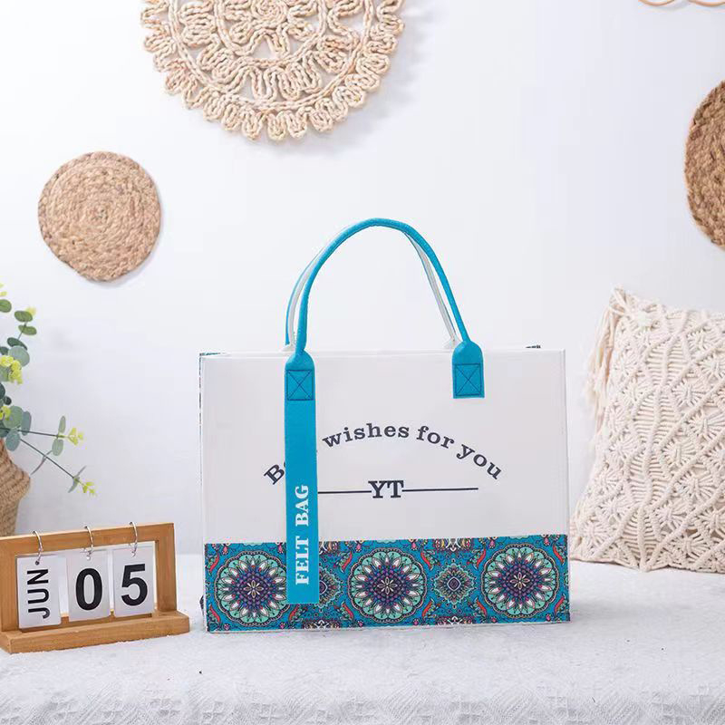 Geantă Tote din fetru, stil street fashion, formă orizontal pătrată, fără căptușeală, deschisă