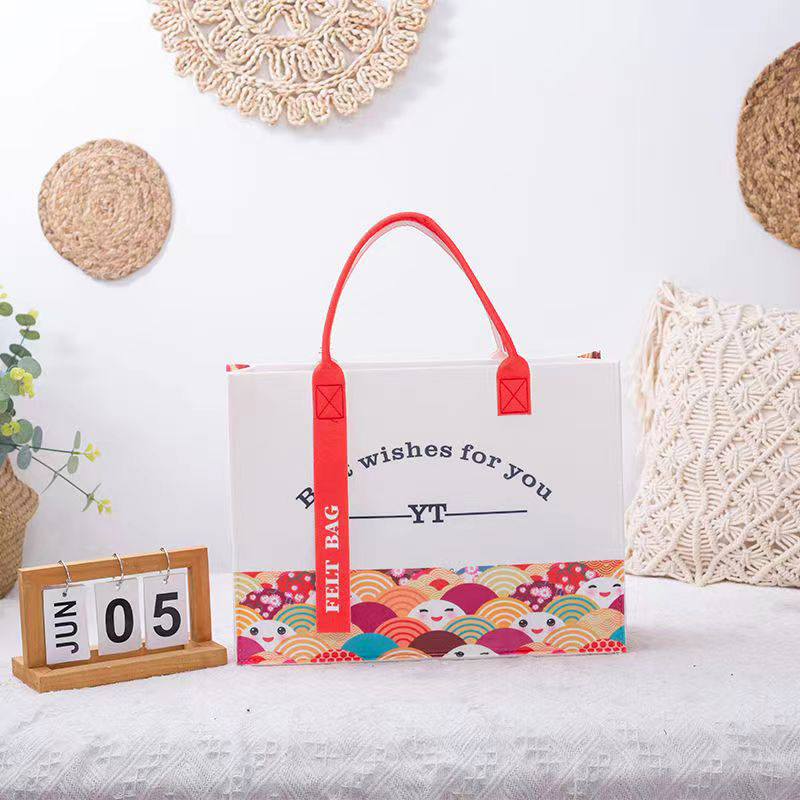 Geantă Tote din fetru, stil street fashion, formă orizontal pătrată, fără căptușeală, deschisă
