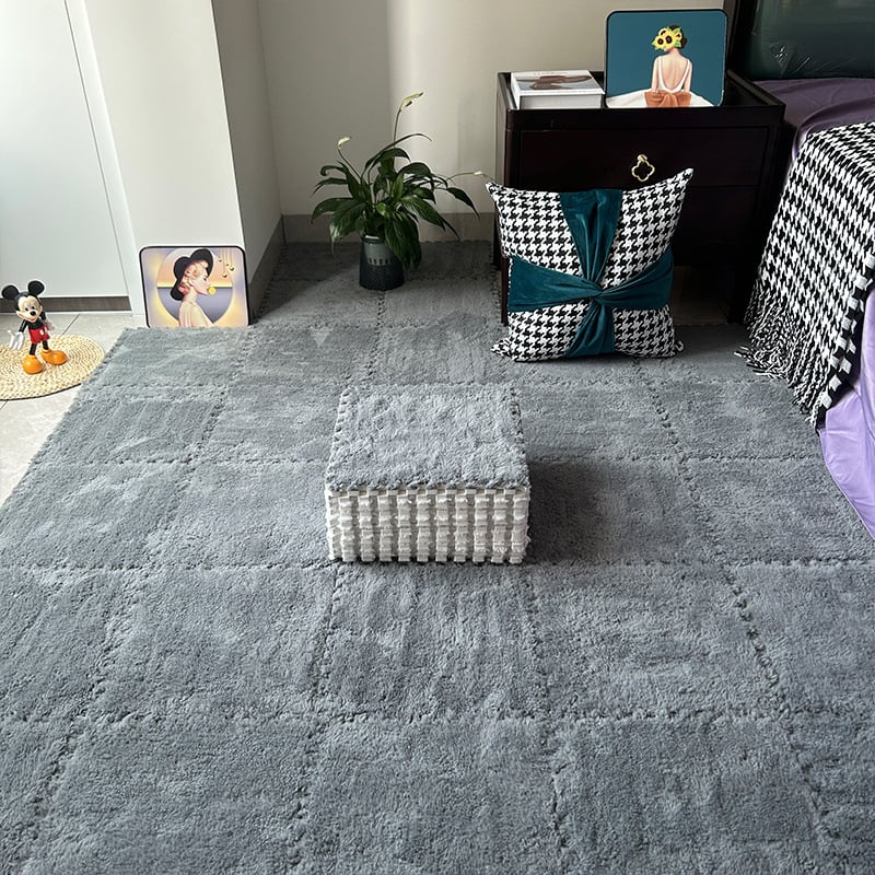 Chiweng putplasčio kvadratinis kilimėlis su geometriniu raštu, stora pūkuota paviršiaus, tinkamas svetainei, miegamajam ir balkonui