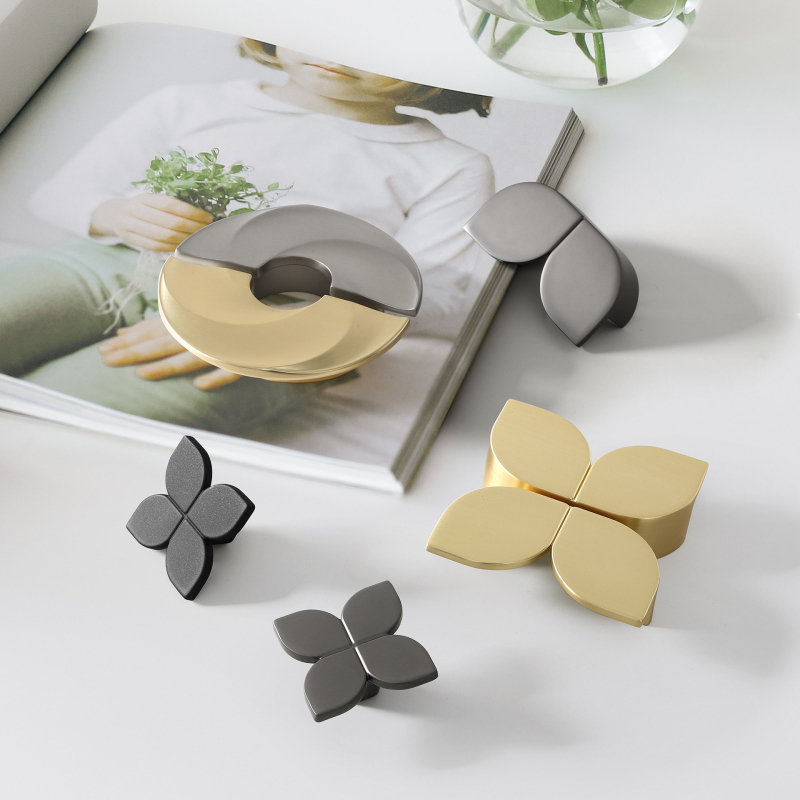 Pora spintos rankenėlių — cinko lydinys, elektroplatavimas, šiuolaikinis minimalistinis stilius, modelis 6223-6225