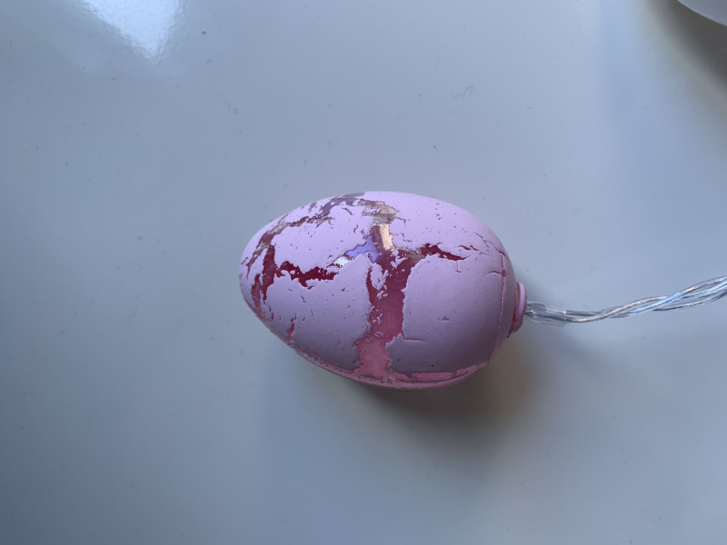 LED αλυσίδα φωτισμού σε σχήμα ραγισμένων αυγών, μήκος 1.5 μ., 10 LED, IP54, 3000K ζεστό λευκό, με μπαταρία