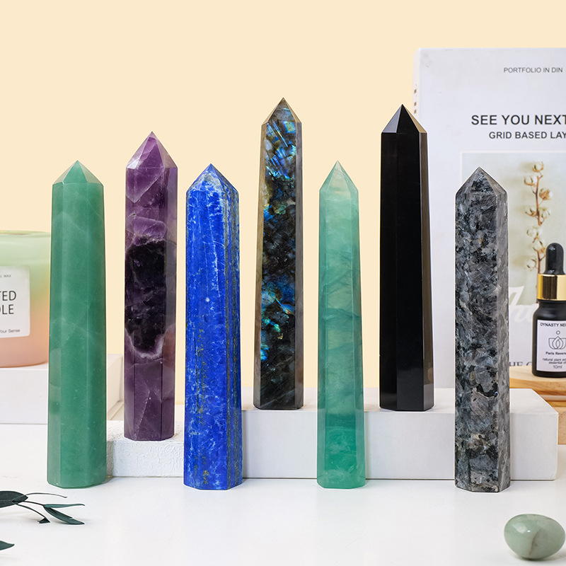 Kristāla sešstūra prizmā no rauja akmens — Runyangshi zīmols, mājas dekors, mūsdienu minimālisma stils, iepakots PP maisiņos