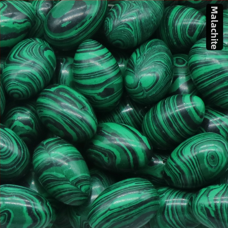 Яйцевидна нефритена висулка, естествен камък, шлайфано и полирано, персонализиран дизайн