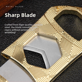 Κοπτήρας πούρων με διπλό κόφτη, εξάγωνη λεπίδα, φορητός μεταλλικός σχεδιασμός (Υλικό: Μέταλλο; Λεπίδα: Κράμα Ψευδαργύρου + Ανοξείδωτο Ατσάλι; Επιφάνεια: Ηλεκτροπλακίωση; Χειροκίνητο: Ναι)