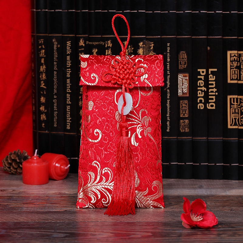 Brokāta auduma aploksne ar drukātu logotipu, ķīniešu stilā; piemērota kāzām, dzimšanas dienām, Pavasara festivālam, jaunu māju iedzīvotājiem, atklāšanai un beigu noslēgumam