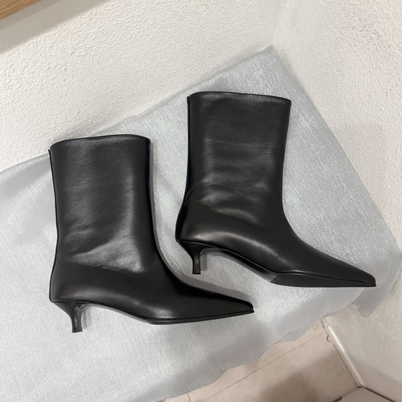 Női koreai stílusú csizma, hegyes orrú, vékony sarok, 3–5 cm sarokmagasság, mikroszálas felsőrész, gumitalp