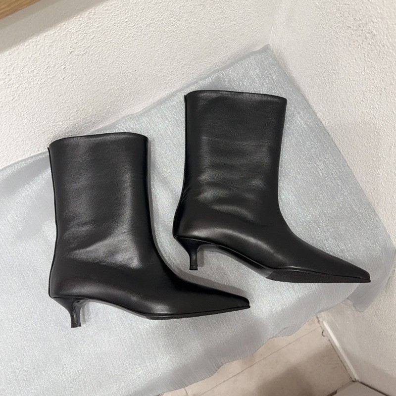 Női koreai stílusú csizma, hegyes orrú, vékony sarok, 3–5 cm sarokmagasság, mikroszálas felsőrész, gumitalp