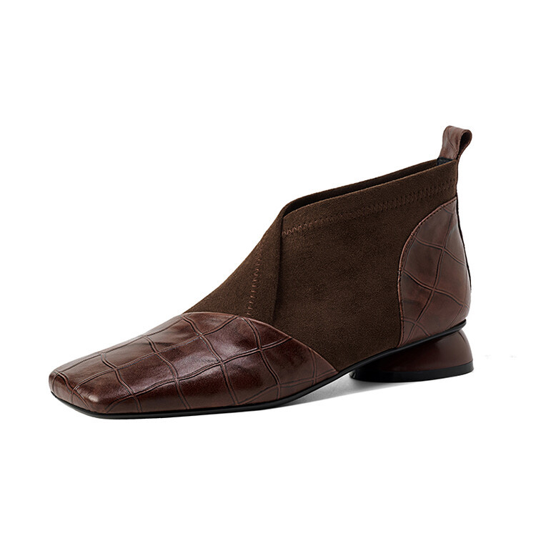 Γυναικεία κοντά μποτάκια σε ρετρώ στυλ, τετράγωνη μύτη, χαμηλό τακούνι 1–3 εκ, ελαστικό βελούδινο επάνω μέρος