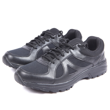 Unisex treniruočių batai – mikropluošto viršus, guminė padas, žemas kulkšnies aukštis, priekinis raišteliavimas, atsparūs dėvėjimui