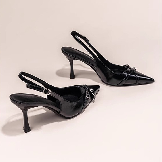 Vienų dirželių sandalės, aštriu nosimi, Koreėjos stiliaus, viršus ir vidus iš super pluošto, gumine padas, užsegimas vienu sagteliu, pavasaris 2025