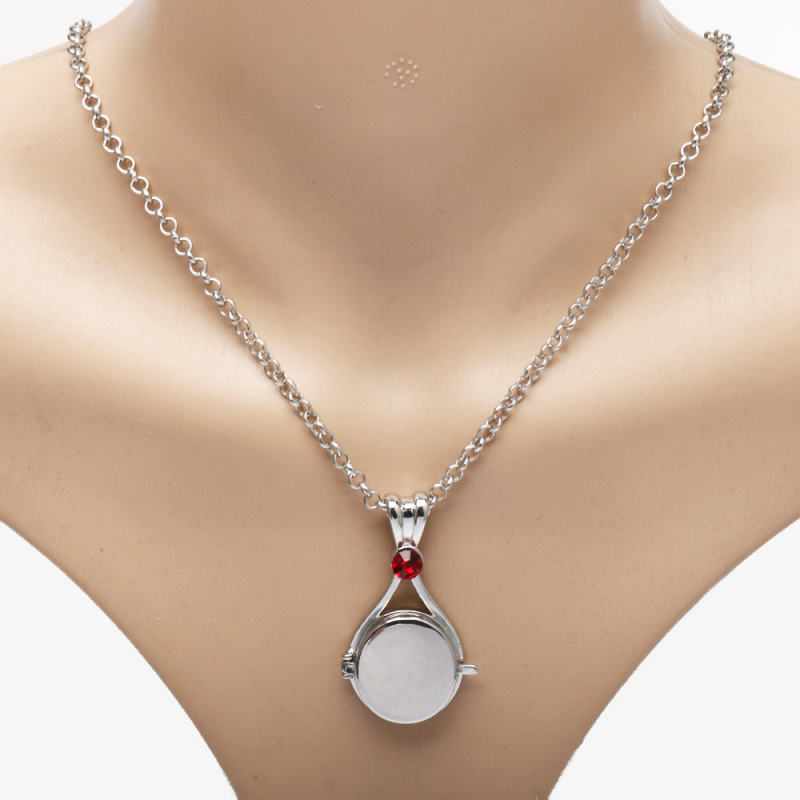 Κολιέ με κρεμαστό από κοχύλι, κράμα ψευδάργύρου, ηλεκτροπλατίωση, αλυσίδα σε σχήμα Ο, γεωμετρικό σχήμα U, 23 g