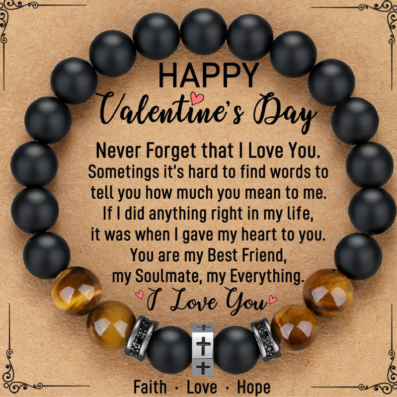 Férfiaknak szánt természetes kő karkötő, kézzel készített, geometriai formájú, személyes stílus — ideális ajándék a nyitóceremóniára