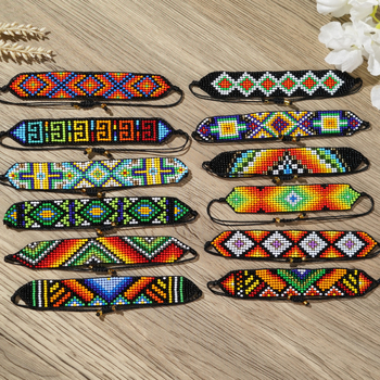 Go2Boho uniszex bohémi karkötő üveggöngyökkel, kézzel szőtt geometriai minta, városi divat