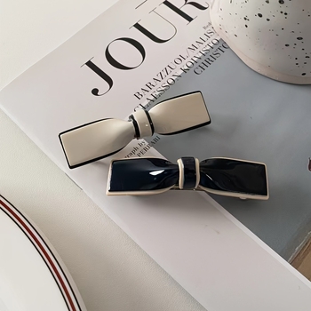 Σετ από 2 βελούδινές καρφίτσες μαλλιών με φιόγκο, στριφτό κλείσιμο – φρέσκο και γλυκό στυλ, Άνοιξη 2025