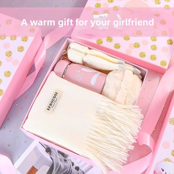 Коледен практичен шал като подарък за двойки, приятели и колеги; подходящ за рождени дни и партита; личен подарък.