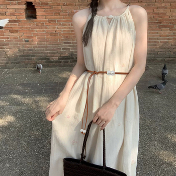 Γυναικεία ζώνη από PU δέρμα με πλαστικό κούμπωμα, ομαλό κλείσιμο, ρυθμιζόμενος μακρύς ζωνάρι μέσης — Καλοκαίρι 2025