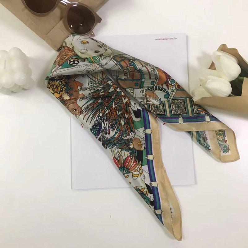 Șal din mătase mic pătrat, 100% mătase, model cartoon, accesor decorativ, unisex, pentru toate anotimpurile
