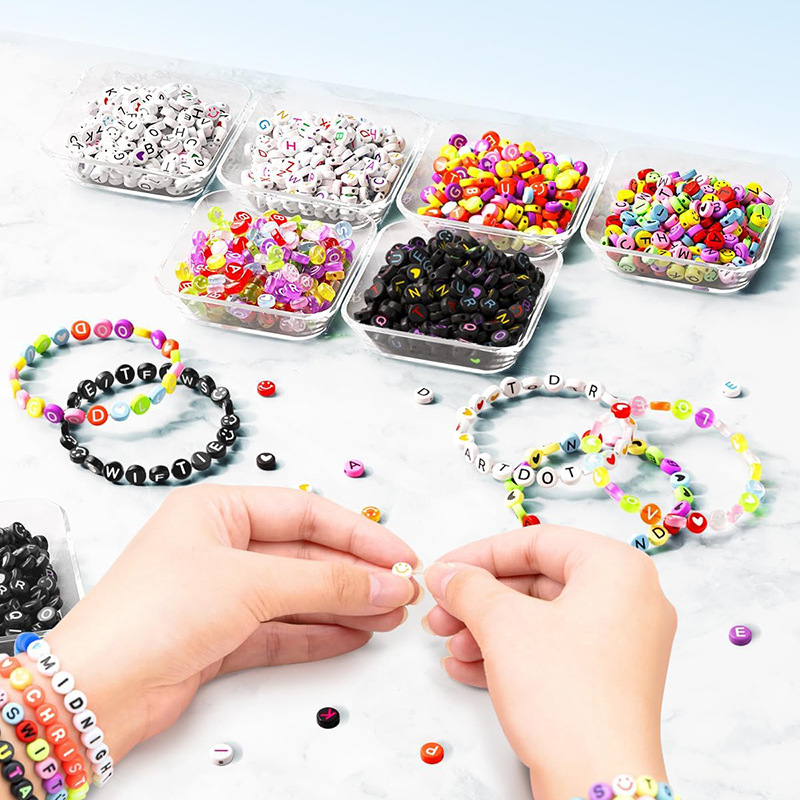 Σετ DIY Κοσμημάτων για Παιδιά — Πλαστικές Χάντρες και Χάντρες Γράμματος, Αξεσουάρ σε Κουτί, Φιλική προς το Περιβάλλον Παραγωγή, Φυσικό Στυλ