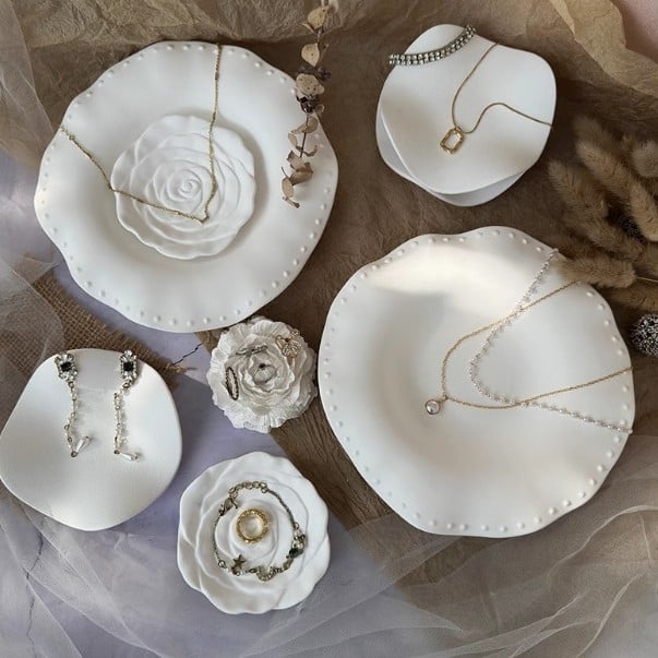 Γύψινη πλάκα επίδειξης κοσμημάτων με ρετρό γαλλικό ανάγλυφο, καλλιτεχνικό στυλ