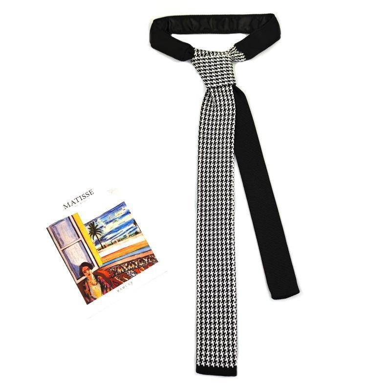 Галстук – Унисекс – Райета – Полиестерна прежда – Пролет 2024 – Тип: цвете за яка