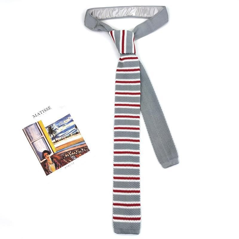 Галстук – Унисекс – Райета – Полиестерна прежда – Пролет 2024 – Тип: цвете за яка