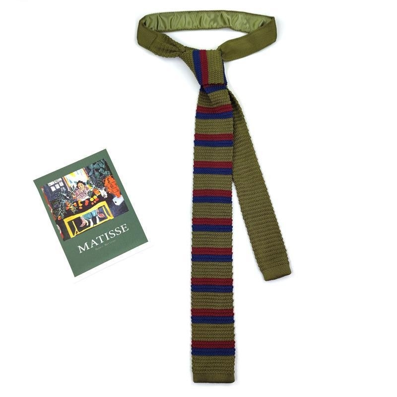 Галстук – Унисекс – Райета – Полиестерна прежда – Пролет 2024 – Тип: цвете за яка