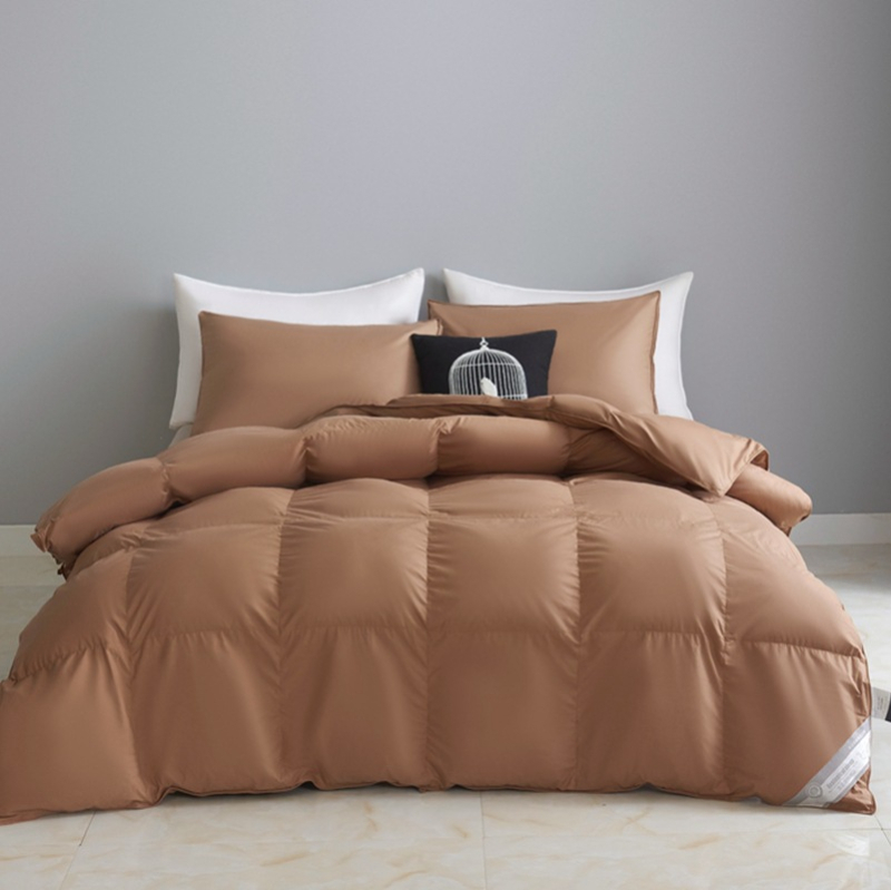 Dūnu pildīta sega ar pretputu audumu, 2 kg, četrsezonu sega, šūšana