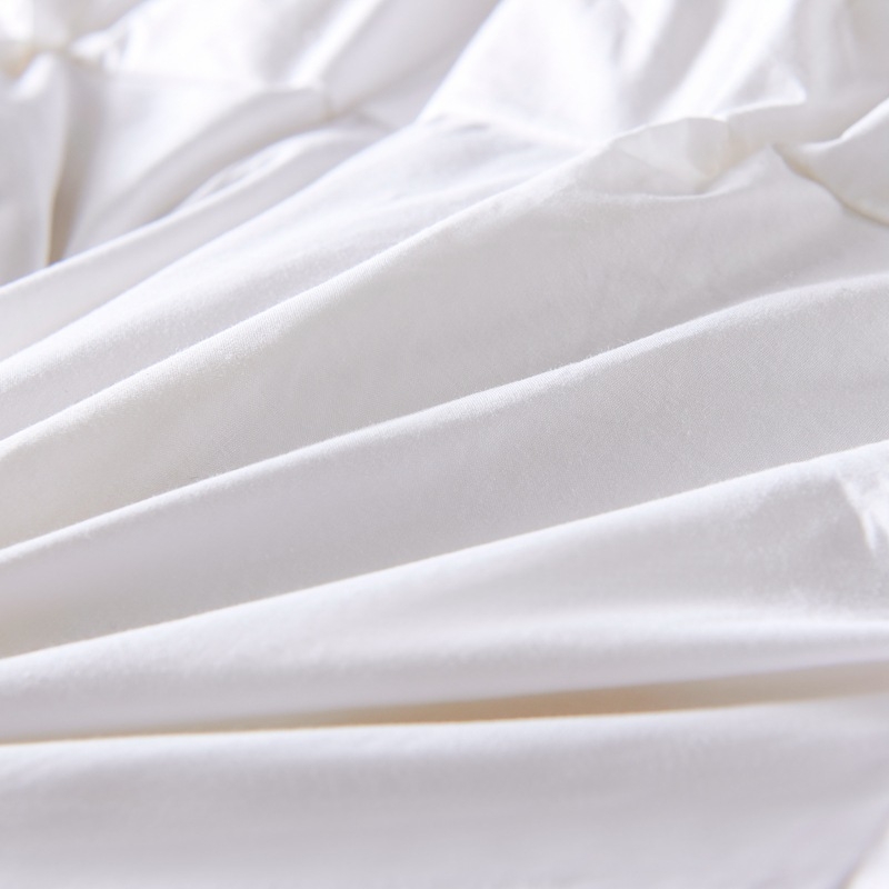 Dūnu pildīta sega ar pretputu audumu, 2 kg, četrsezonu sega, šūšana