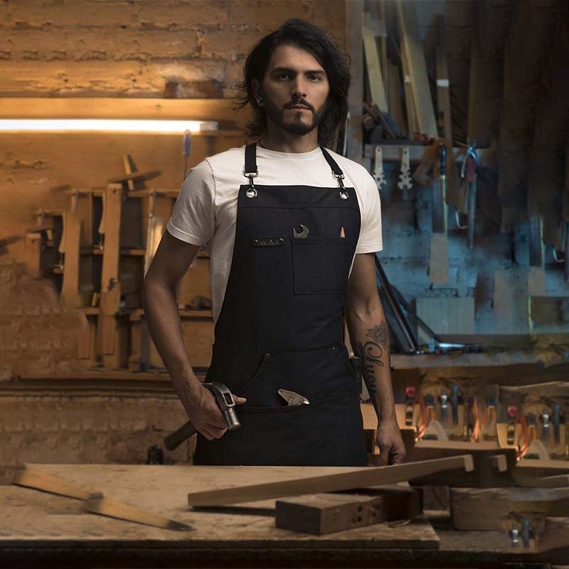 Pielāgota smaga auduma darba prijuote ar vairākām kabatām, bez piedurknēm, pēc pasūtījuma, piemērota kafejnīcām, restorāniem, grilēšanai un frizieriem