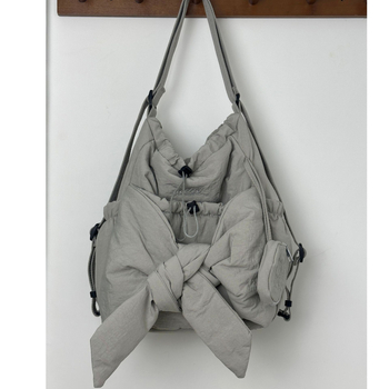 Τσάντα bucket από νάιλον, street trendy στυλ, κλείσιμο με φερμουάρ, κρυφή θήκη με φερμουάρ, εσωτερική θήκη με φερμουάρ