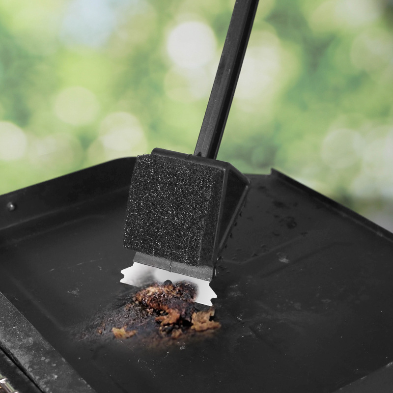 Grilio valymo šepetys su plieninių siūlų šereliais, kempine, dvipusė šepetė, tris viename su ilga rankena ir skraptuku – Four Seasons