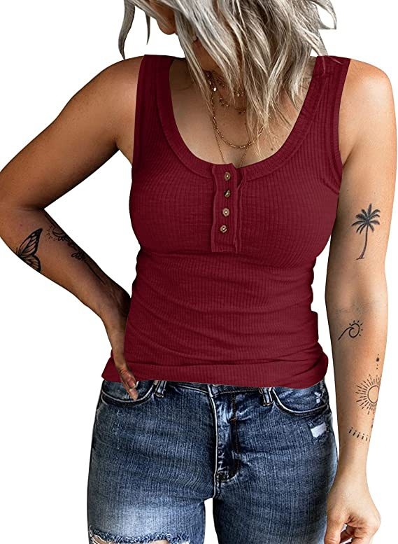 Ženska majica s dugim rukavom, okrugli izrez, jednobojni uzorak, reljefna tekstura, mješavina pamuka i poliestera, 80–90% poliestera, uski kroj