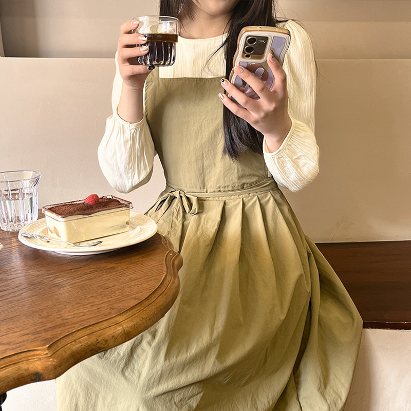 Bez piedurknēm fartuks – poliesteris, traipu izturīgs, modernas minimalistiskas stils, vienkrāsains