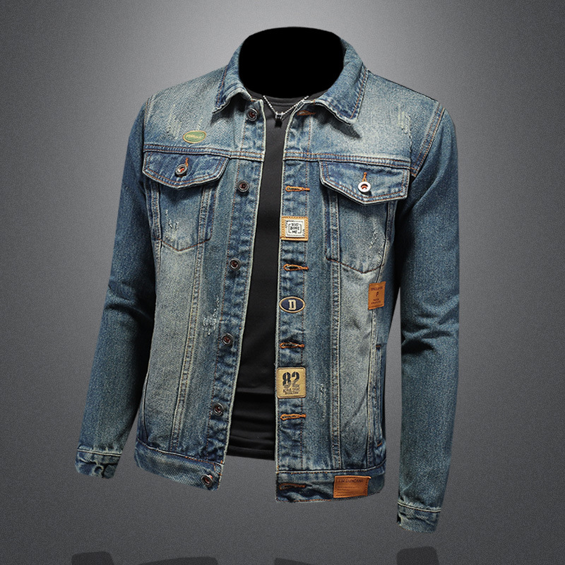 Traper jakna Slim-Fit, s reverom, isprani traper, ukrasni detalji, 75% pamuka
