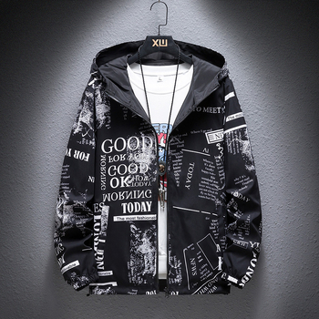 Kapucnis dzseki, cipzáras záródás, bő szabású, poliészter keverék anyagból, poliészter bélés, tavasz–ősz viselethez