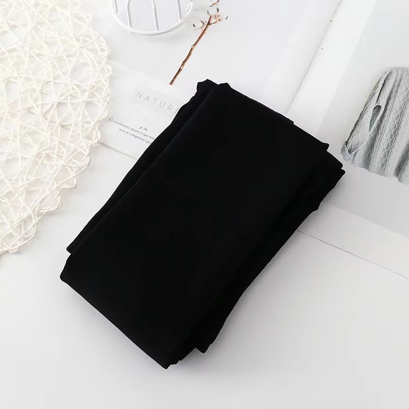 Нейлонови чорапогащи с поларено вътрешно покритие за повдигане и оформяне, плътни, едноцветни, съдържание на нейлон 70–80%