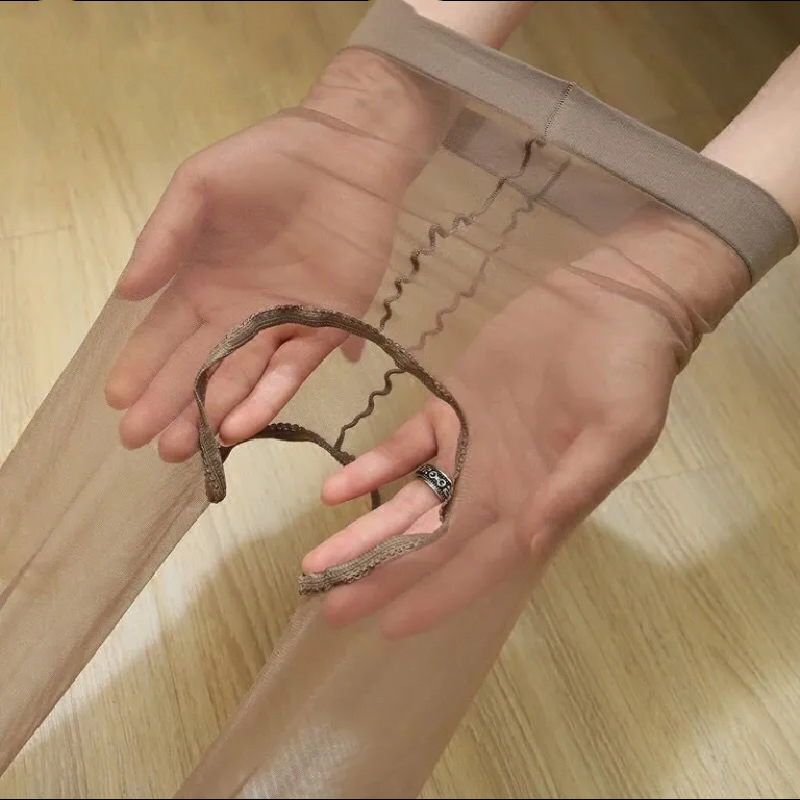 Nyitott ágyékkal rendelkező ultra vékony harisnya, nejlon maggal szőtt fonal, egyszínű mintázat, formázás