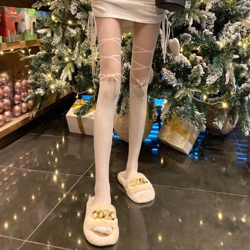 Dámske sexy pančuchy s mašličkou a krížovými popruhmi — 20D nylon, zdvihnutie sedacieho, tvarovanie