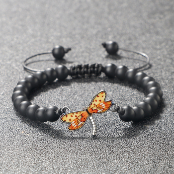 Keverék anyagú karkötő gyöngyökkel és horgolt kötésekkel, állítható, motívumok: virág, masni és rovar