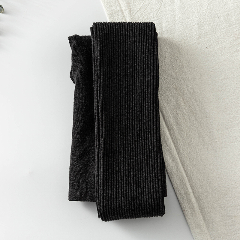 Bavlnené pletené legíny s vertikálnymi prúžkami (stredná hrúbka, proti trenie, s nohami, 3/4 dĺžka)