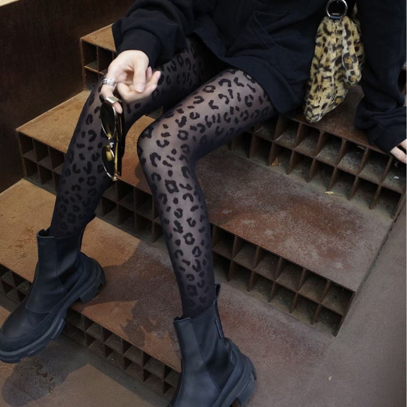Колготки с леопардов принт, ретро жакард, повдигане на задника и оформяне, 15D найлон
